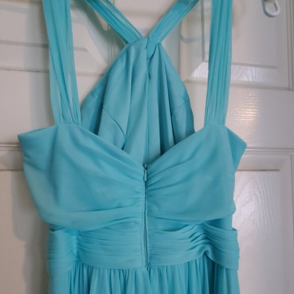 David's Bridal Y-Neck Long Mesh Dress STYLE# W11173 SPA size 6 - Picture 5 of 10